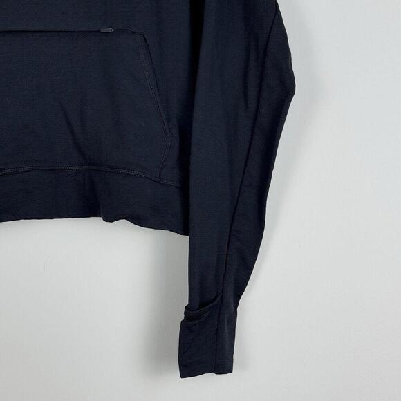 Nike Running Hoodie Women Size Medium Zip Pockets Short Lightweight Jogger Gym - Picture 3 of 12